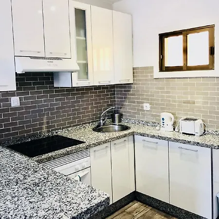 Amazing Holidays In Tenerife With Wifi Apartment *