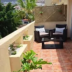 Апартаменты Amazing Holidays In Tenerife With Wifi