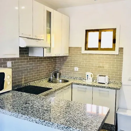 Amazing Holidays In Tenerife With Wifi Costa Adeje (Tenerife)